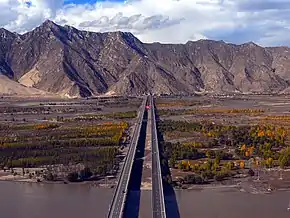 Yarlung Zangbo River Bridge.jpg