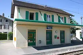 Yens train station