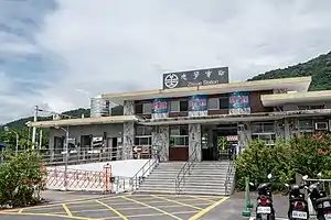 Zhixue station entrance