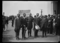 de Veyra welcoming the 2nd Philippine delegation. Left to right: de Veyra, Manuel L. Quezon, Frank McIntyre, Sergio Osmeña and Isauro Gabaldón.