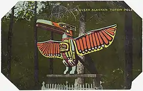 Tótem en Alaska (ca. 1900), arte amerindio norteamericano.