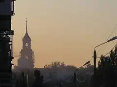 Atardecer con la catedral de la Ascensión al fondo