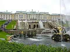 Palacio Peterhof (1714-1755)