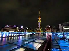 La Torre de televisión de Nagoya y Oasis 21