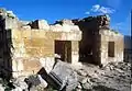 Vista de las ruinas de la ermita de Santa Bárbara en Ademuz (Valencia), con detalle del frontis, entrada y vanos laterales. Siglo XVII.