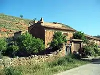 Vista parcial de las «Casas del Soto», Ademuz (Valencia), con detalle de construcciones tradicionales, año 2015.