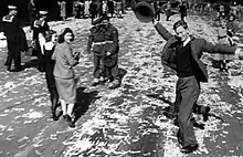 Dancing Man en Sídney el 15 de agosto de 1945.