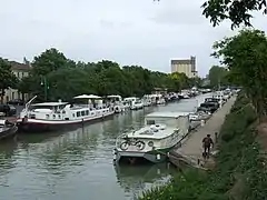 El canal lateral del Garona en Moissac