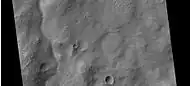 Canal en Ausonia Mensa, visto por HiRISE bajo el programa HiWish