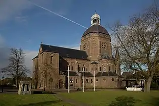 Sint-Bavokerk (Raamsdonk), obra de Carl Weber (1888-1889)