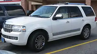 Lincoln Navigator 3.ª generación 2010