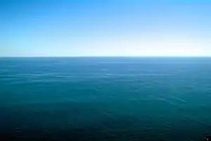 Vista aérea del océano Pacífico.
