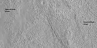 Patrones de terreno cerebral de celdas abiertas y cerradas en el cuadrángulo Ismenius Lacus (imagen HiRISE).
