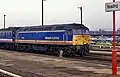 47 530 con librea de Network SouthEast en Reading en 1991