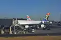 Airbus A340 de South African Airways en el Aeropuerto Internacional OR Tambo de Johannesburgo, Sudáfrica