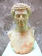 Busto de un hombre romano