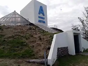 El museo Astra, hoy abandonado sobre la ruta