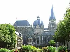 Exterior de la catedral de Aquisgrán