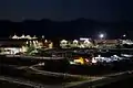 Vista nocturna de la terminal 1.