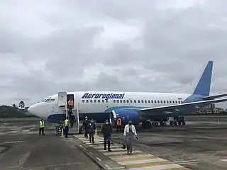 Boeing 737-500 HC-CTF de Aeroregional, con colores muy similares a los de Sudamericana de Aviación.