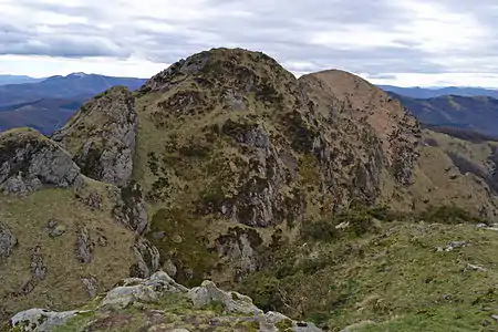 Txurrumurru y Erroilbide vistos desde Hirumugarrieta.