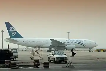 Boeing 777 de Air New Zealand en el aeropuerto de Shanghái-Pudong