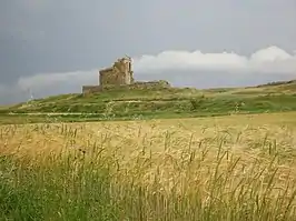 Iglesia de Albocabe a lo lejos