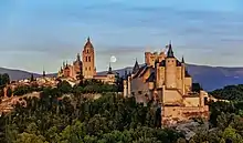 astillo de la Ciudad Vieja de Segovia (España). Palacio de los reyes de Castilla. Patrimonio Mundial de la UNESCO.