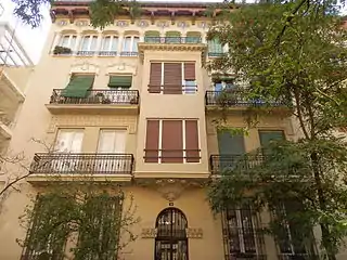 Edificio de viviendas en la calle Almagro, 5, Zaragoza, España