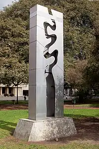 Amistad en la Plaza República de Chile en Buenos Aires