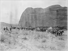 Caravana en Colorado, ca. 1889-1990.