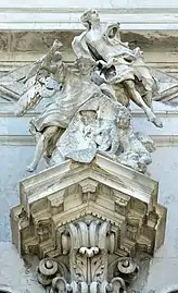 Ángeles de Giuseppe Torretti en la fachada de la iglesia de San Stae en Venecia.