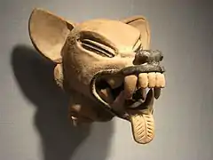 Cabeza de animal, cultura Remojadas (siglos IV al VI).