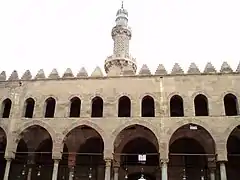 Merlones escalonados de la mezquita de An Nasir, El Cairo.