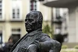 Monumento a Antonio César Jiménez (Melilla, 2007)