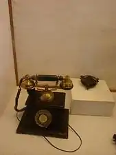 Telefono antiguo usado alguna vez en el Palacio Arakkal