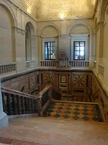 Escalera de la lonja de Sevilla.