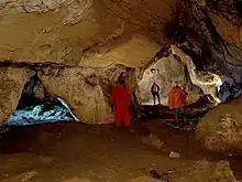 Entrada inferior de la cueva de Atxurra, abierta artificialmente en 1882.