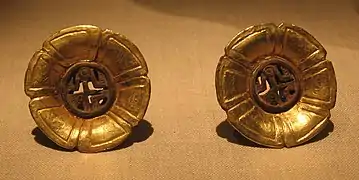 Objetos de oro aztecas. Instituto de Arte de Chicago.