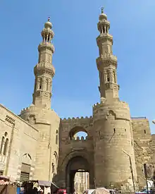Puerta de Bab Zuwayla (1092), El Cairo