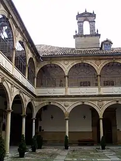 Instituto Santísima Trinidad''Antigua Universidad de Baeza