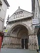 Portal de los burgueses (siglo XIX).