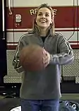 Becky Hammon, entrenadora de baloncesto nacida un 11 de marzo.
