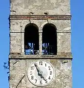 Bífora de la torre medieval de Castello Roganzuolo