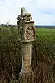 Cruz de una piedra pequeña en Francia.