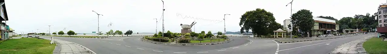 Panoramic view of Bird Nest Roundabout at Coastal road