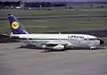 El avion involucrado en el accidente fotografiado en junio de 1984, mientras aun estaba en servicio con Lufthansa