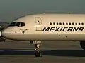 Boeing 757-2Q8 de Mexicana (N762MX) en el Aeropuerto Internacional de San José.