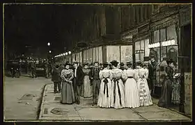 Saturday Night in August -- Eighth Avenue, hacia 1900