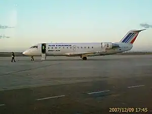 CRJ100 de Brit Air (Air France Regional) estacionado en el aeropuerto de Valladolid.